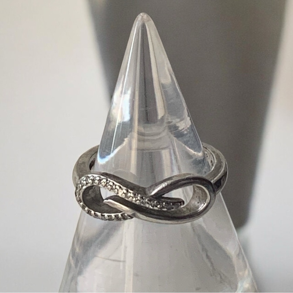 💗Infinity Sterling Silver Clear Crystal Stone Diamond Looking Woman’s Ring Love